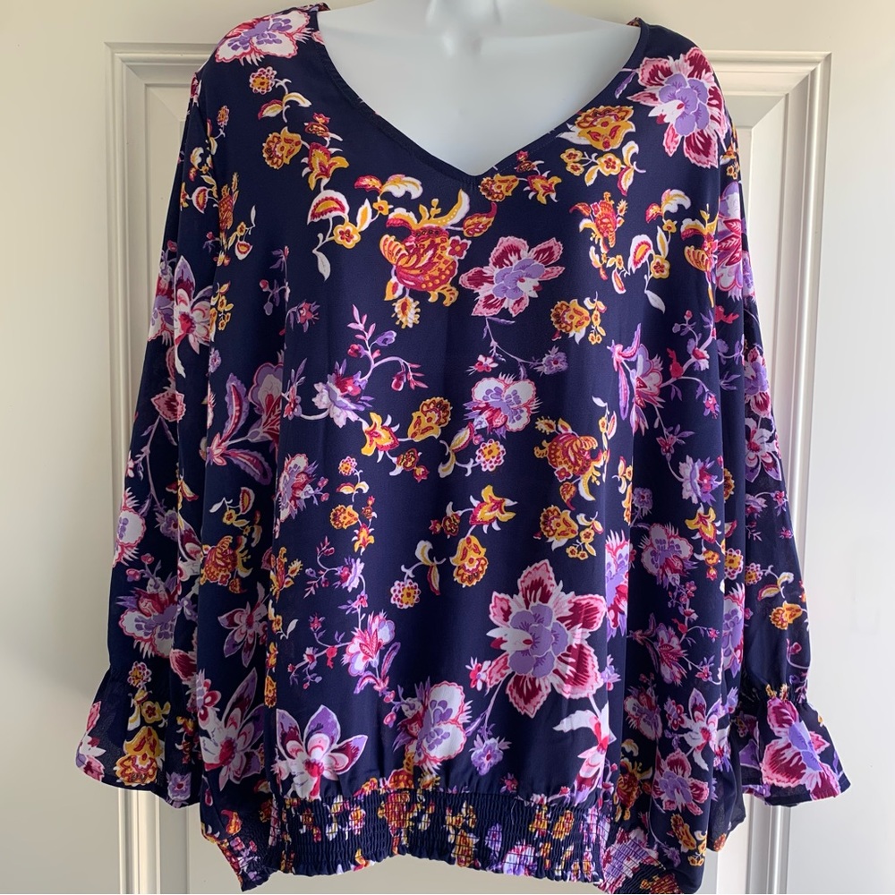 Cooper & Ella like new  ink-blue floral top size 16.